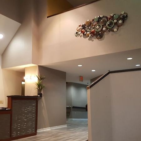 Americas Best Value Inn And Suites Lee'S Summit-Kansas City Exteriör bild
