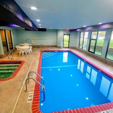 Americas Best Value Inn And Suites Lee'S Summit-Kansas City Exteriör bild