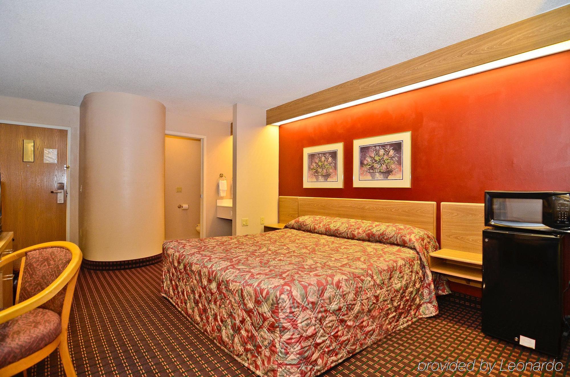 Americas Best Value Inn And Suites Lee'S Summit-Kansas City Rum bild