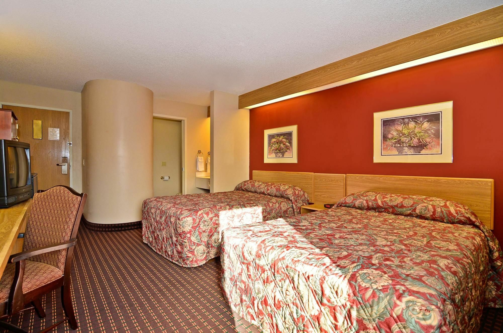 Americas Best Value Inn And Suites Lee'S Summit-Kansas City Exteriör bild